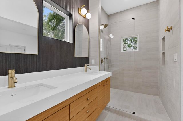 514 S Marlborough Avenue, Dallas, TX 75208