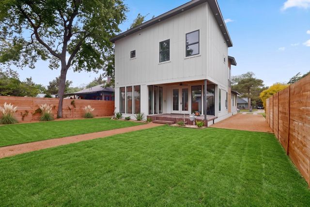514 S Marlborough Avenue, Dallas, TX 75208