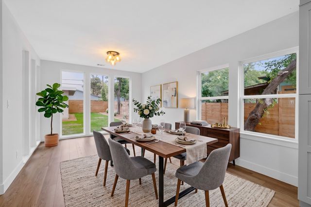 514 S Marlborough Avenue, Dallas, TX 75208