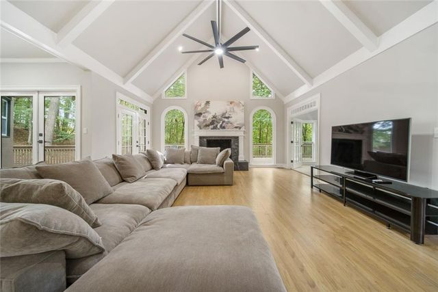 2960 Coles Way, Sandy Springs, GA 30350