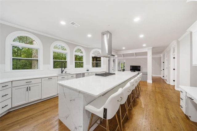 2960 Coles Way, Sandy Springs, GA 30350