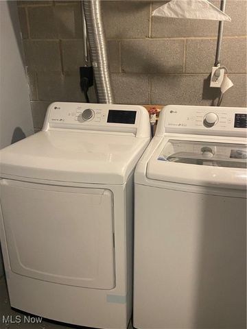 16307 Highview Drive, Cleveland, OH 44128