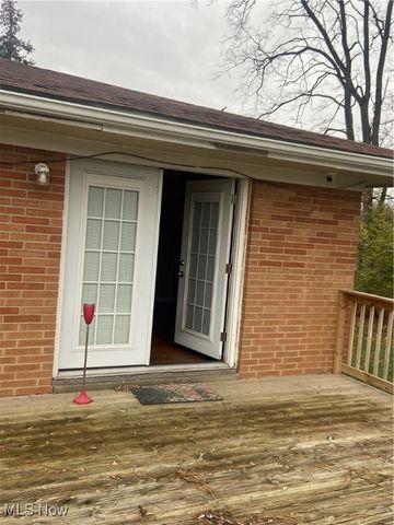 16307 Highview Drive, Cleveland, OH 44128