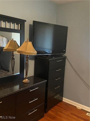 16307 Highview Drive, Cleveland, OH 44128