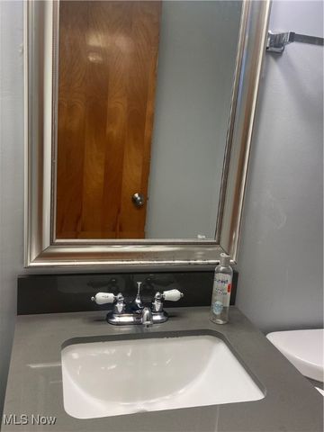 16307 Highview Drive, Cleveland, OH 44128