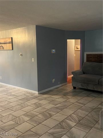 16307 Highview Drive, Cleveland, OH 44128