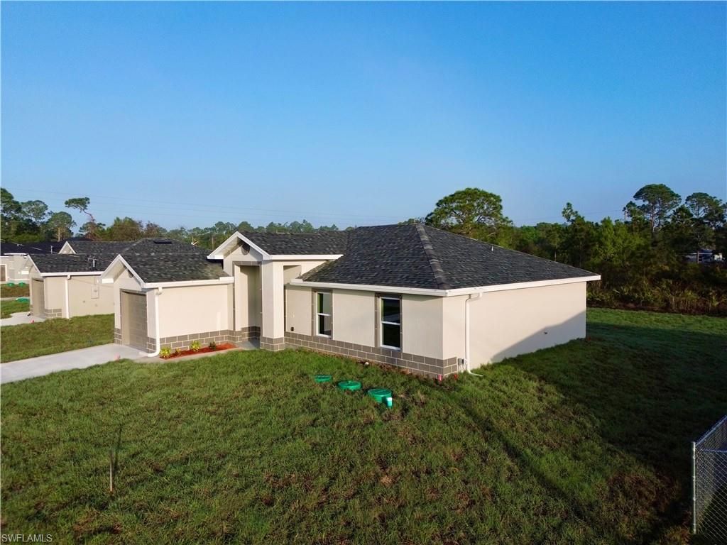 2907 38th ST W, LEHIGH ACRES, FL 33971 — photo 3
