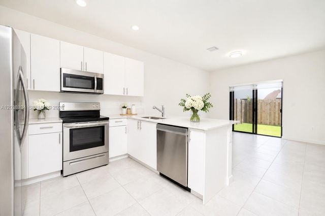 11935 SW 246th Terrace, Miami, FL 33032