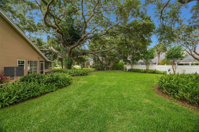 3050 OVERLOOK PLACE, Clearwater, FL 33760