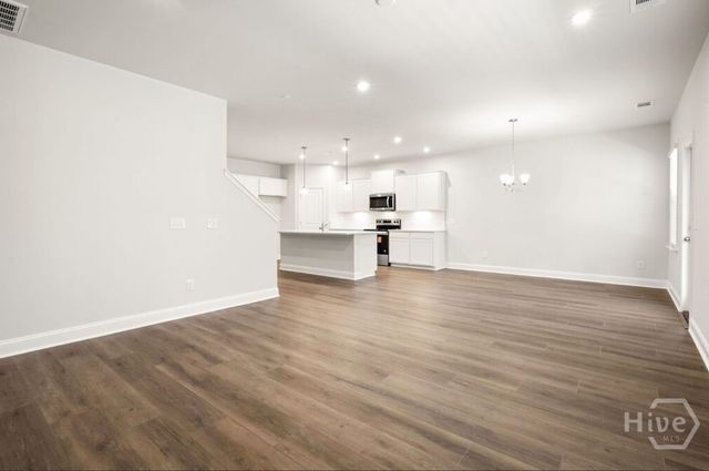 358 Pulaski Drive, Richmond Hill, GA 31324