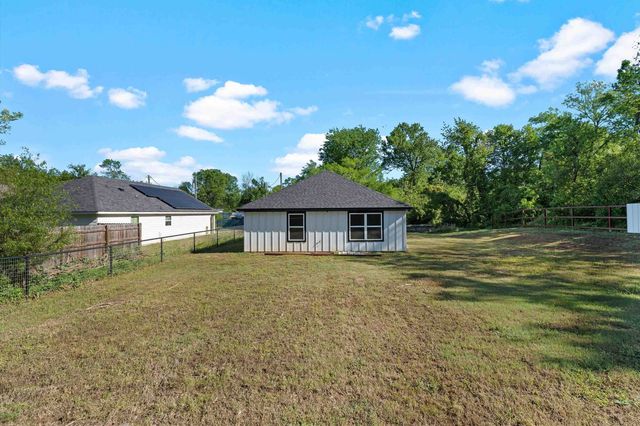 408 E Grand Ave, Longview, TX 75604
