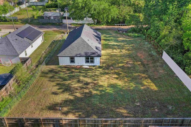 408 E Grand Ave, Longview, TX 75604