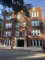 1050 W Dakin Street G2, Chicago, IL 60613
