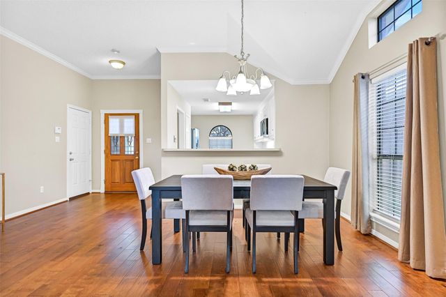 403 Live Oak Lane, Friendswood, TX 77546