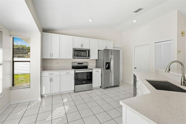 418 GREYFORD LANE, Casselberry, FL 32707