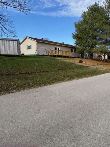 1051 Mount Vernon Circle, Barboursville, WV 25504