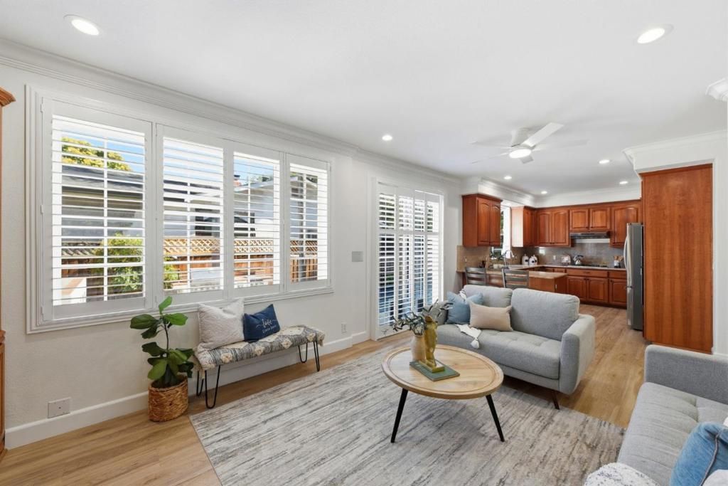 Image 17 of property listing at 2168 Coastland Avenue, San Jose, CA 95125