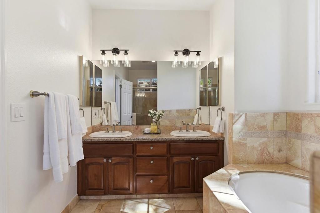 Image 33 of property listing at 2168 Coastland Avenue, San Jose, CA 95125