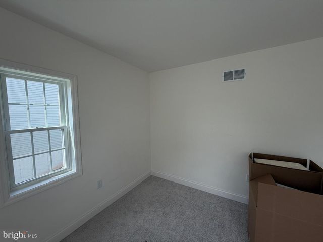 160 PAYNE DR, Mount Wolf, PA 17347