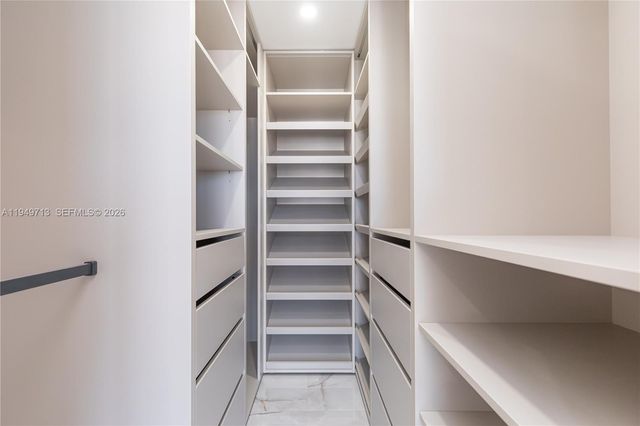 2401 S Ocean Drive PHA4, Hollywood, FL 33019