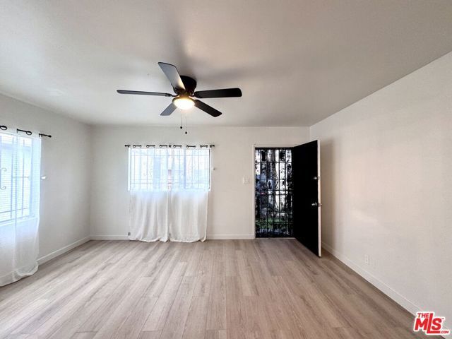 1540 W 60th Street 2, Los Angeles, CA 90047