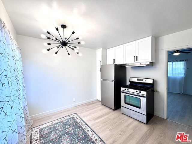 1540 W 60th Street 2, Los Angeles, CA 90047