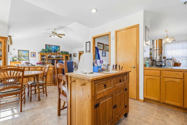 4400 Mt Daniel Ct, West Richland, WA 99353