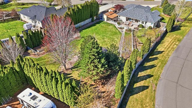 4400 Mt Daniel Ct, West Richland, WA 99353