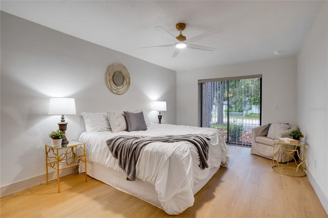 2239 68TH AVENUE N, St Petersburg, FL 33702