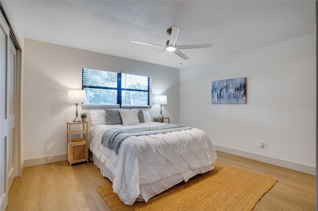 2239 68TH AVENUE N, St Petersburg, FL 33702