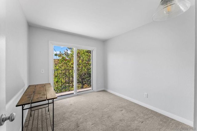 9401 Carlton Oaks Drive E, Santee, CA 92071