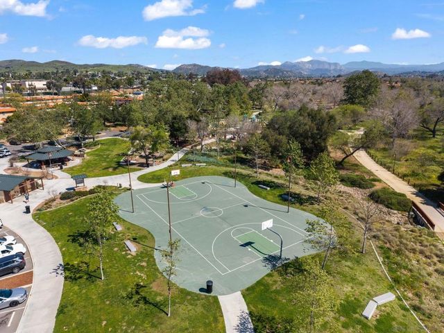 9401 Carlton Oaks Drive E, Santee, CA 92071