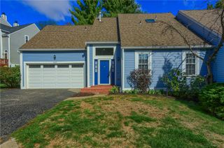 2624 Hunters Point Dr, Franklin Park, PA 15090