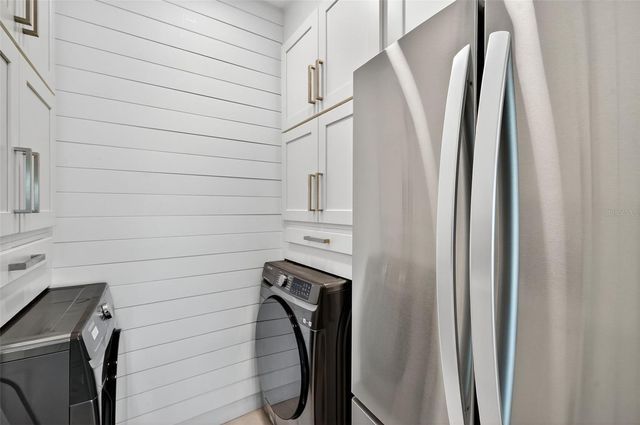 210 3RD STREET W 8305, Bradenton, FL 34205