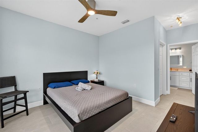 210 3RD STREET W 8305, Bradenton, FL 34205