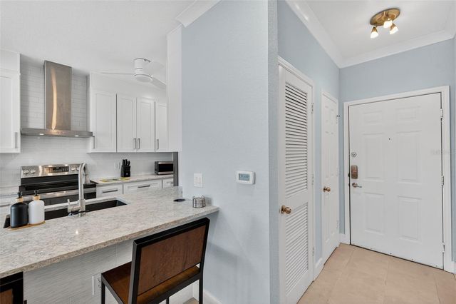 210 3RD STREET W 8305, Bradenton, FL 34205