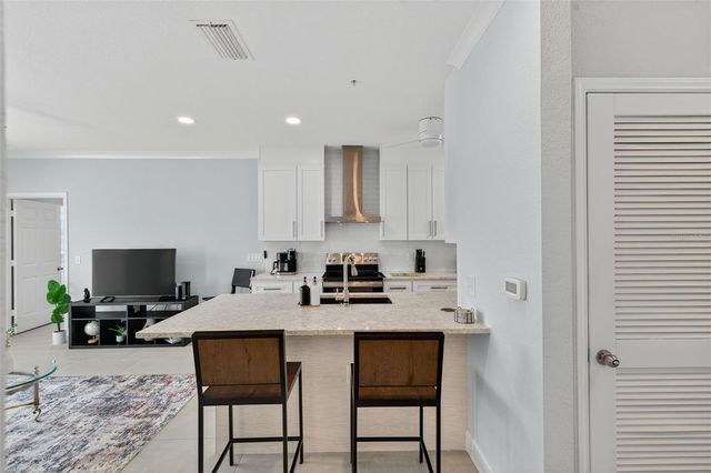 210 3RD STREET W 8305, Bradenton, FL 34205