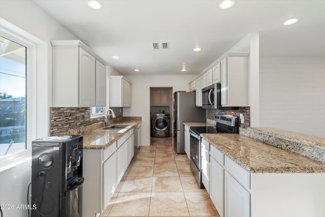 2548 N 68th Place, Scottsdale, AZ 85257