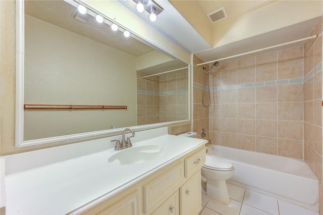 6615 Addicks Clodine Road, Houston, TX 77083