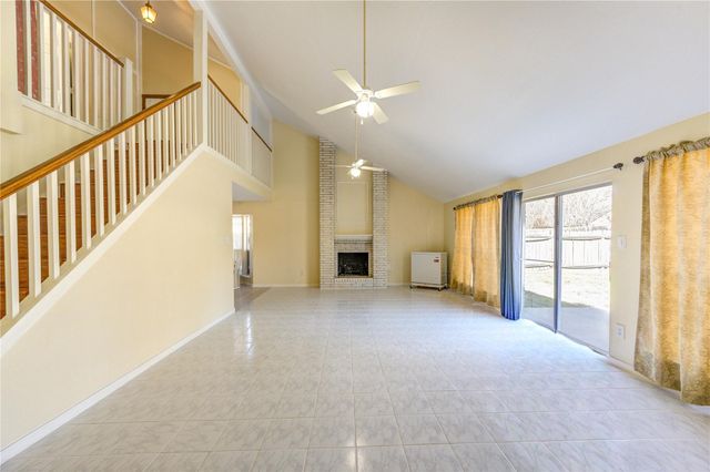 6615 Addicks Clodine Road, Houston, TX 77083