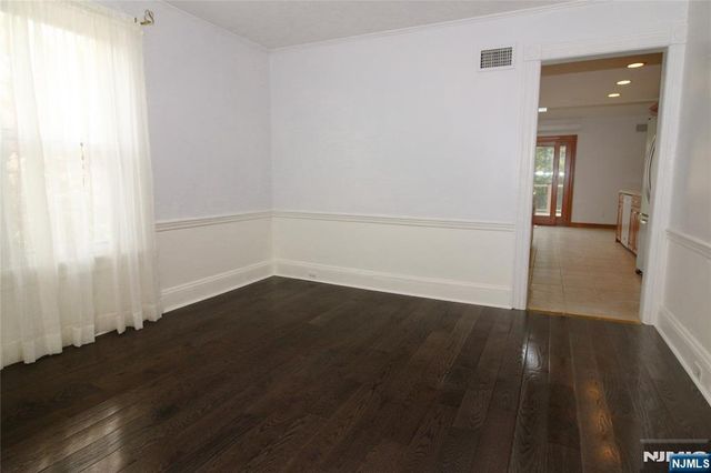 160 Myrtle Avenue, Allendale, NJ 07401