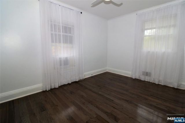 160 Myrtle Avenue, Allendale, NJ 07401