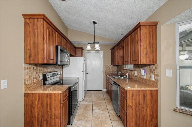 14390 SW 46TH COURT, Ocala, FL 34473