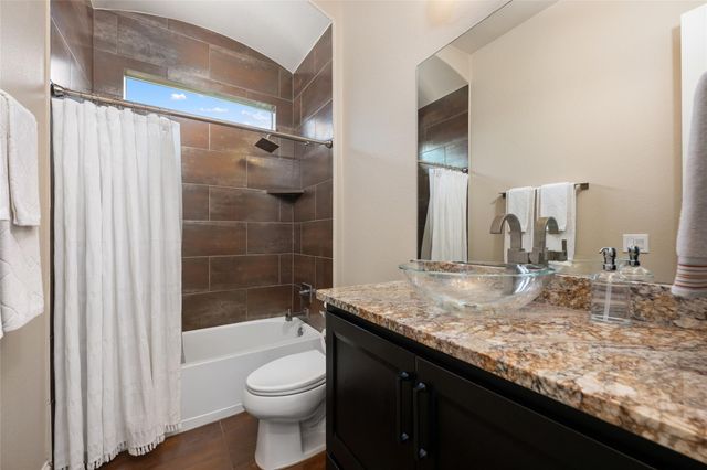 101 Antigua WAY, Lakeway, TX 78738