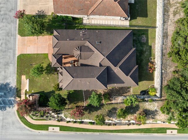 101 Antigua WAY, Lakeway, TX 78738