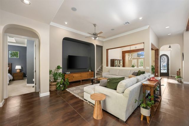 101 Antigua WAY, Lakeway, TX 78738