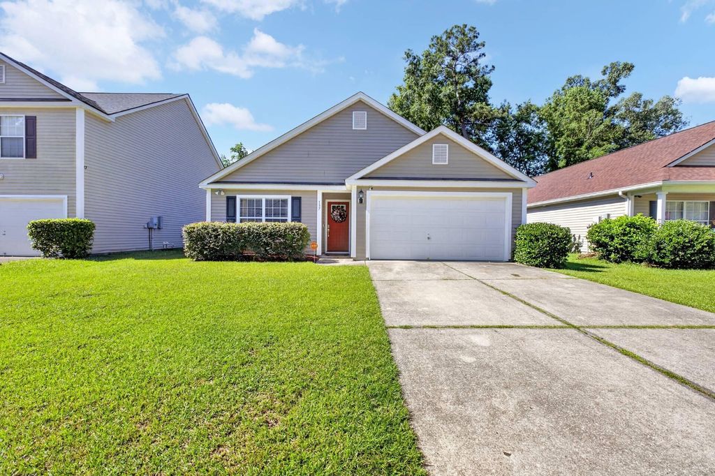 137 Venice Street, Summerville, SC 29483