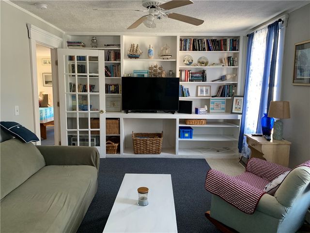 112 Spring Street 2, Newport, RI 02840