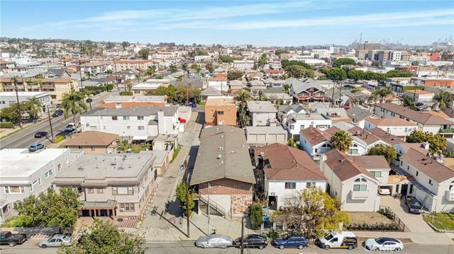 576 W 13th Street, San Pedro, CA 90731