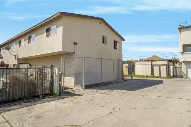 576 W 13th Street, San Pedro, CA 90731